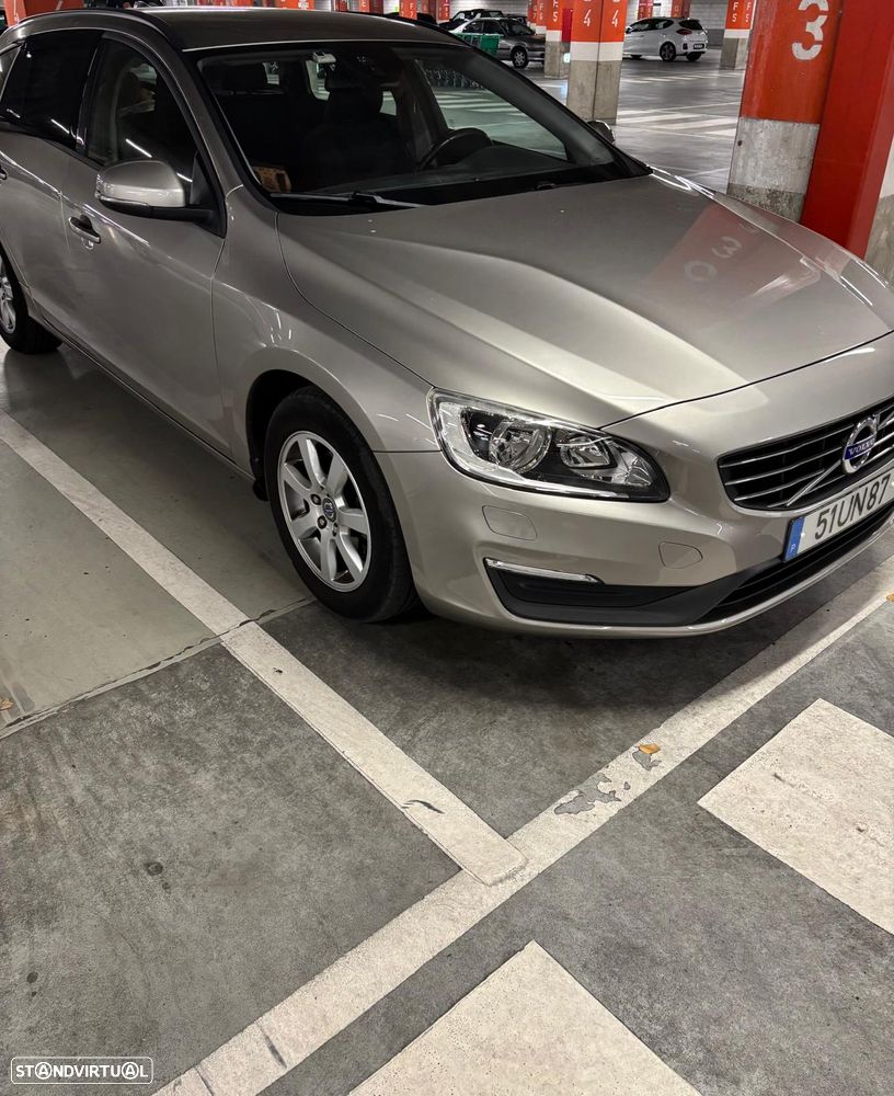 Volvo V60 D2 - 4