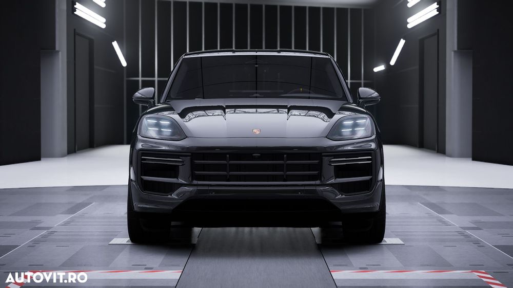 Porsche Cayenne Turbo E-Hybrid - 2