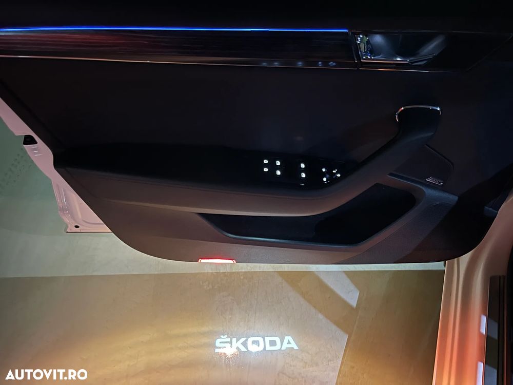 Skoda Superb 2.0 TDI 4X4 DSG Style - 31