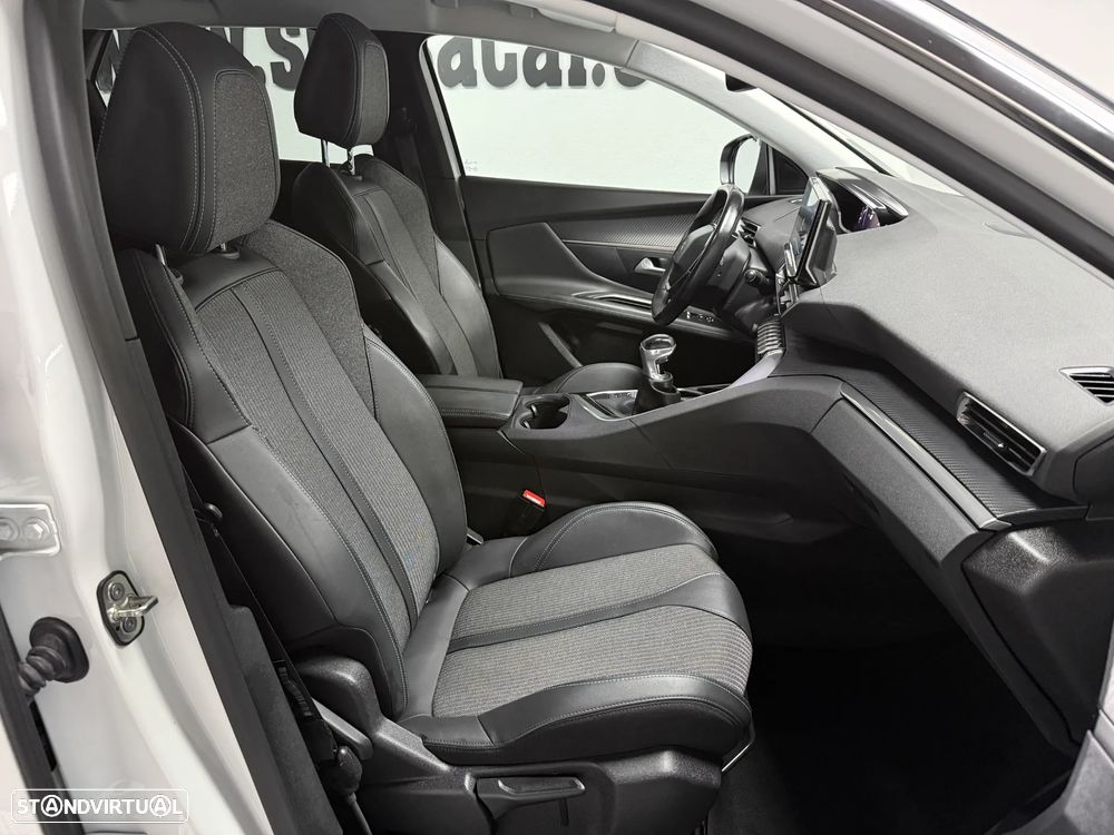 Peugeot 3008 PureTech 130 Stop & Start GPF Allure - 20