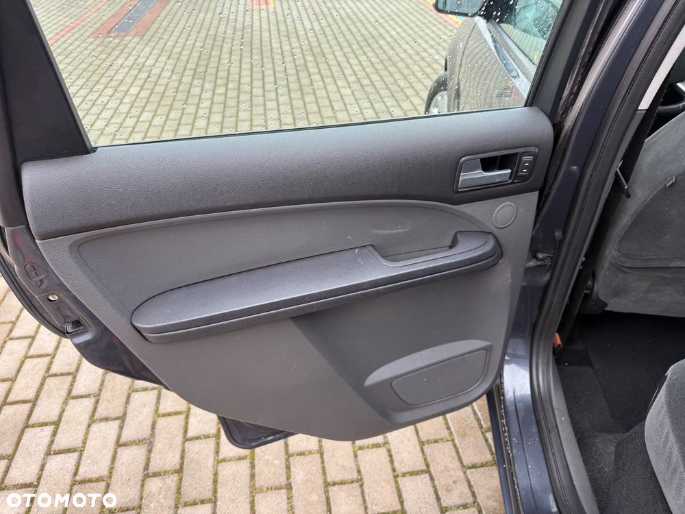 Ford Focus C-Max 1.8 TDCi Ghia - 24