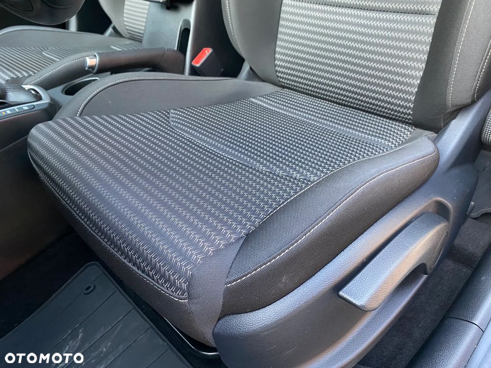 Kia Ceed 1.5 T-GDI M DCT - 12