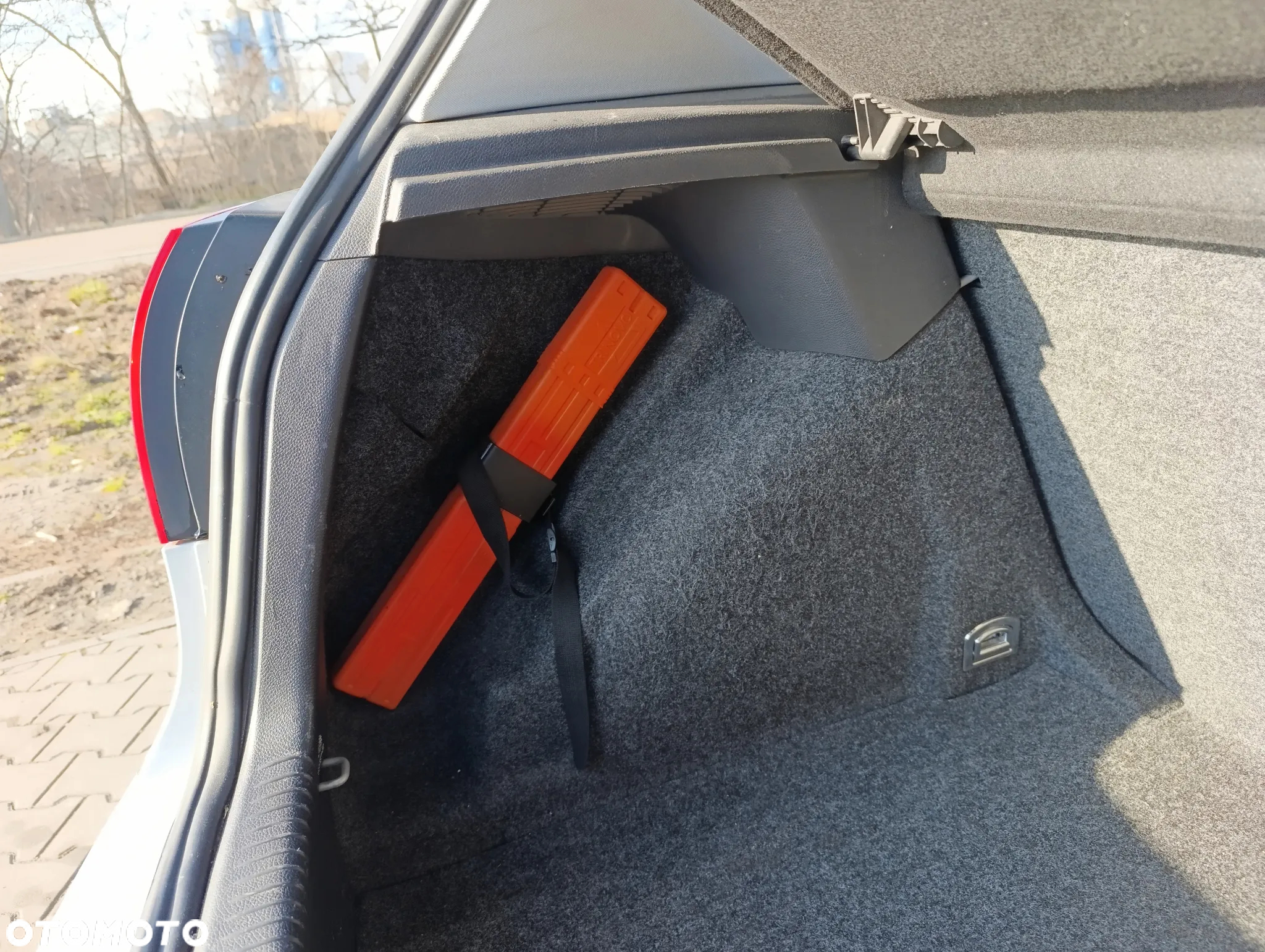 Volkswagen Golf - 9