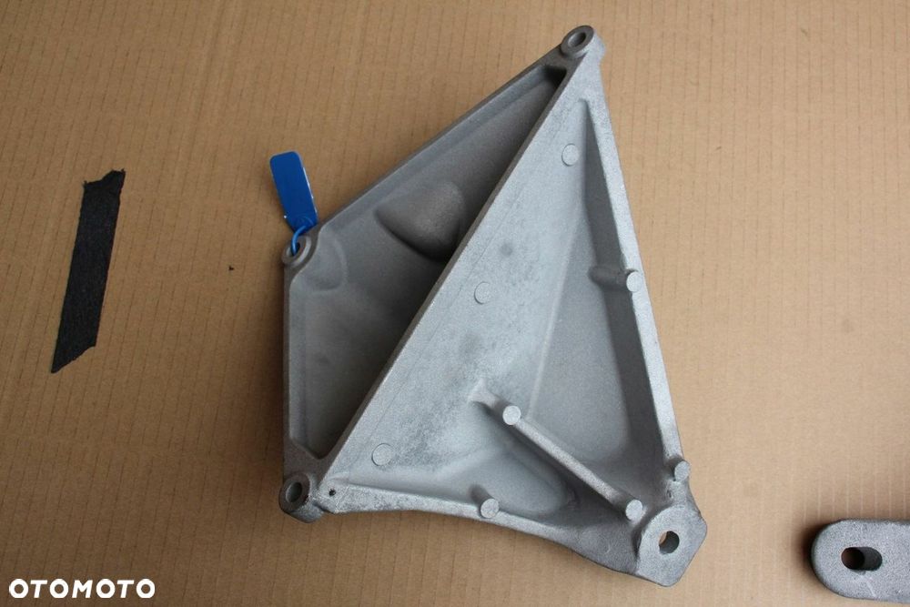 Łapy łapa silnika BMW e46 m57 3.0d 6750107 6750108 prawa lewa komplet 330d - 6