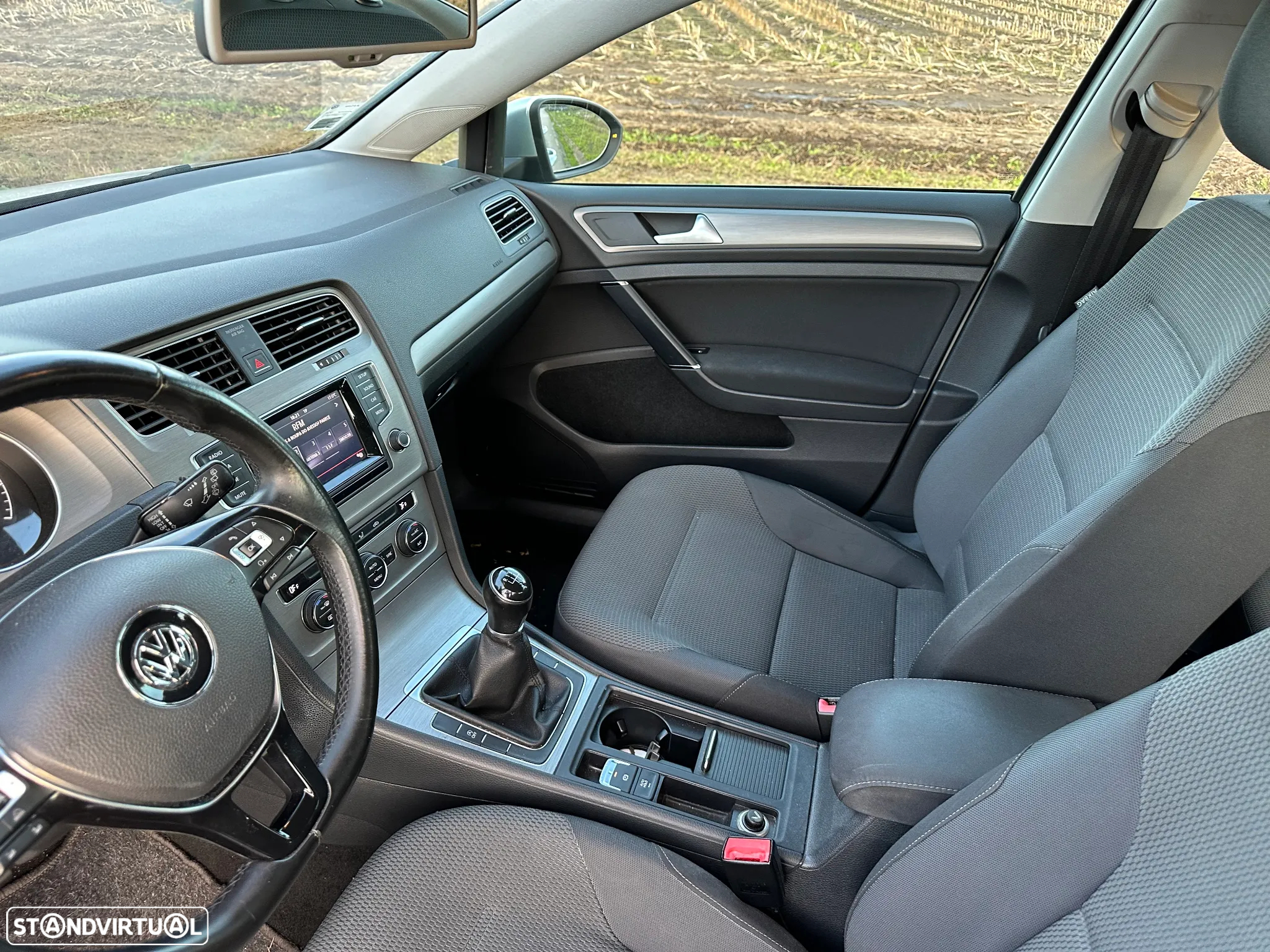 VW Golf 1.6 TDi Confortline - 11
