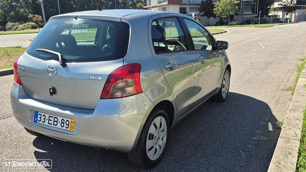 Toyota Yaris 1.0 VVT-i Sol+AC - 2