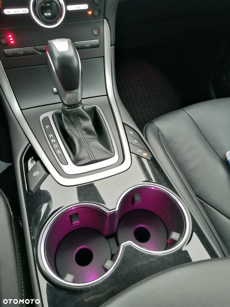 Ford S-Max 2.0 TDCi Titanium PowerShift - 26