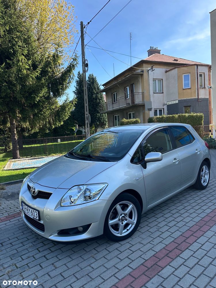 Toyota Auris - 2