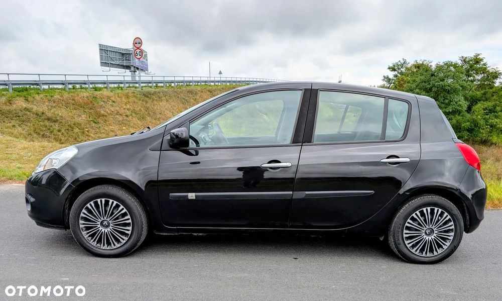 Renault Clio 1.2 16V Authentique - 3