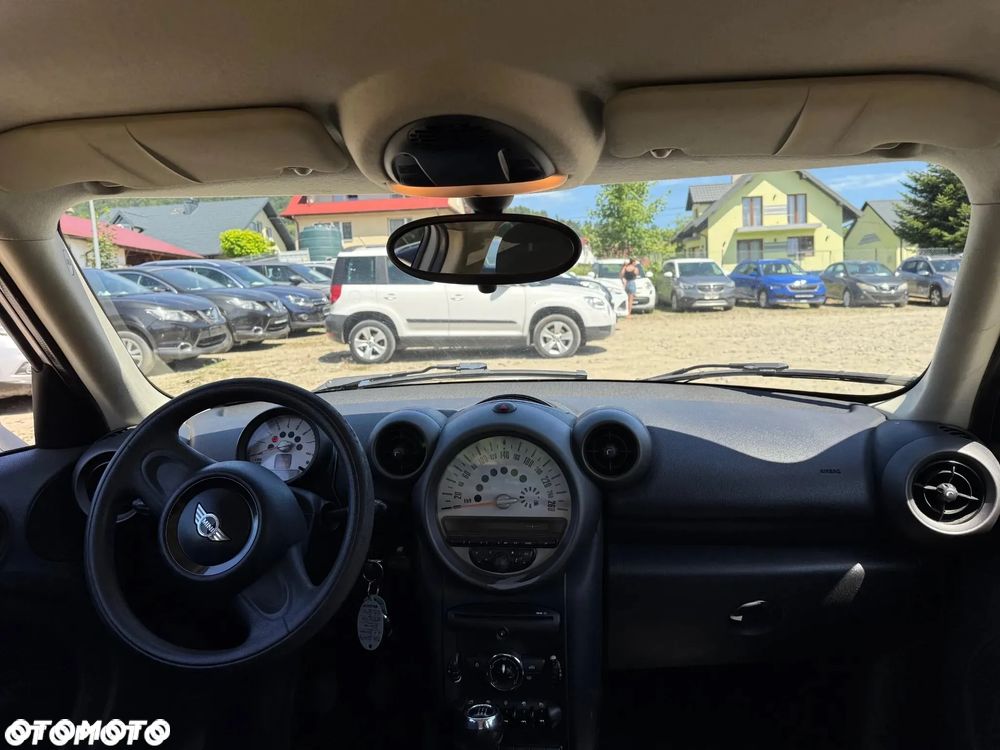 MINI ONE Highgate - 11