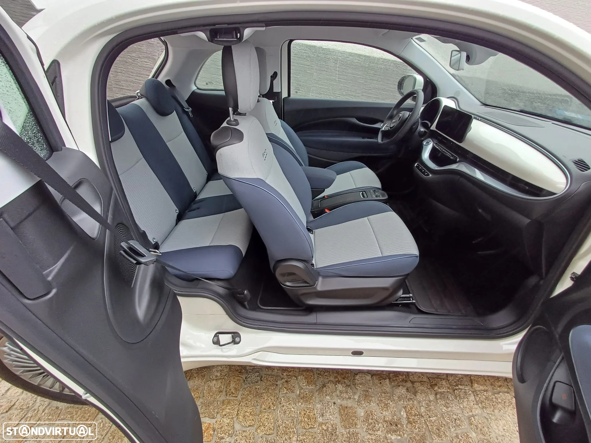 Fiat 500e Icon - 21