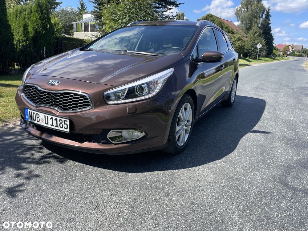 Kia Ceed - 1