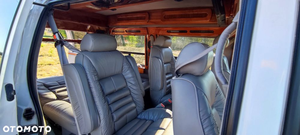 GMC Safari - 26