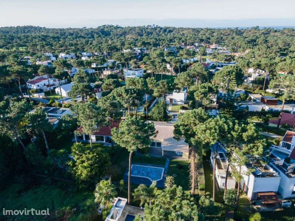 Moradia Térrea V4 de Luxo na Prestigiada Herdade da Aroeira - Grande imagem: 5/17