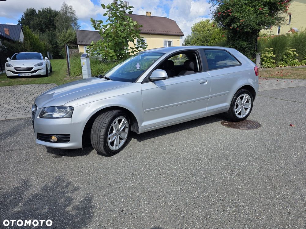 Audi A3 3-drzwiowe 1.6 Ambiente - 19