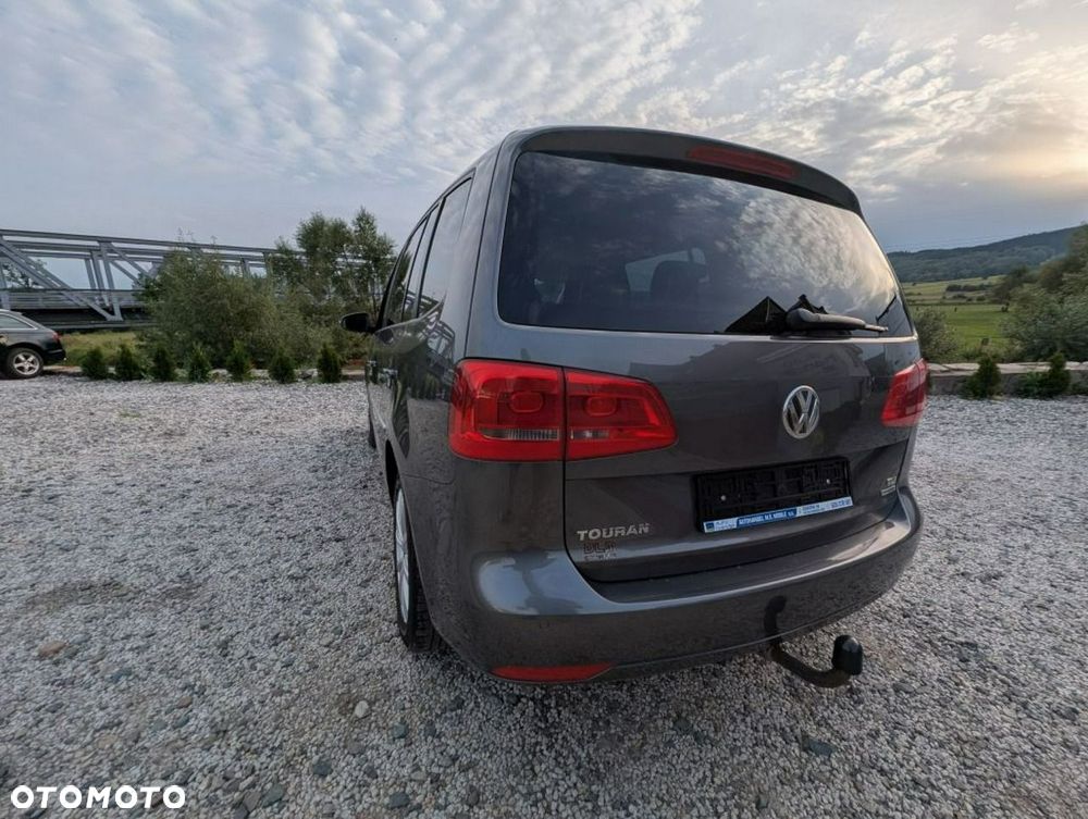 Volkswagen Touran 1.6 TDI DPF Highline - 9