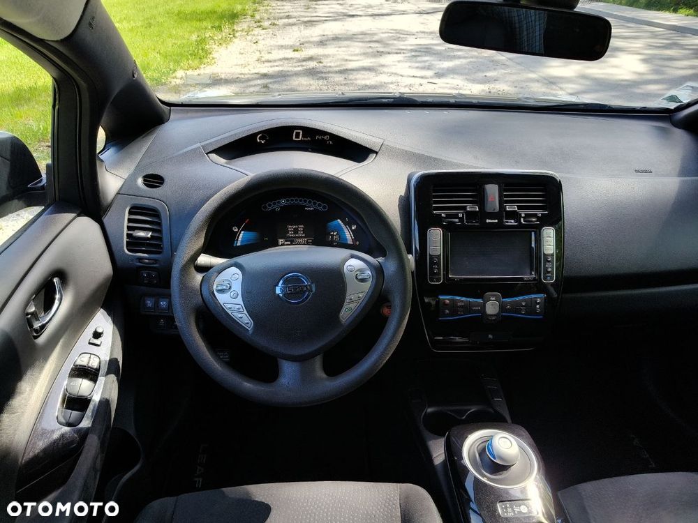 Nissan Leaf 30kWh Acenta - 12