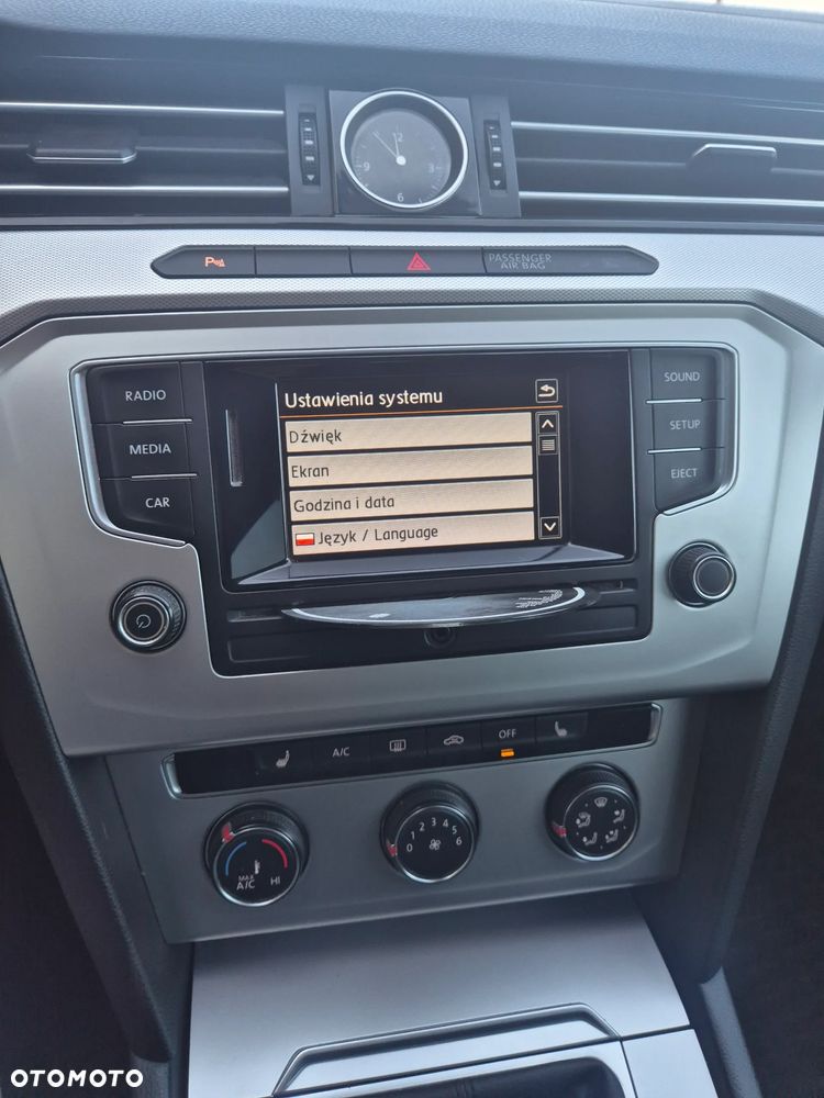 Volkswagen Passat Variant - 10