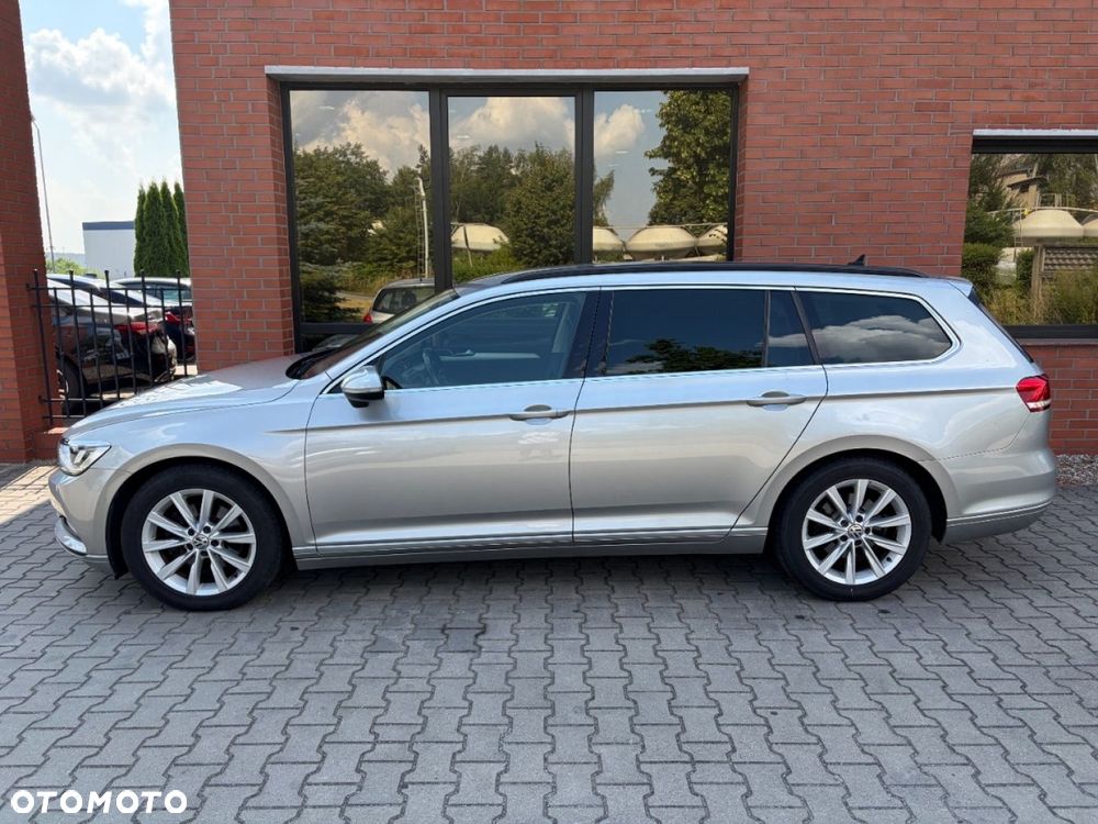 Volkswagen Passat Variant 2.0 TDI SCR DSG BlueMotion Comfortline - 30