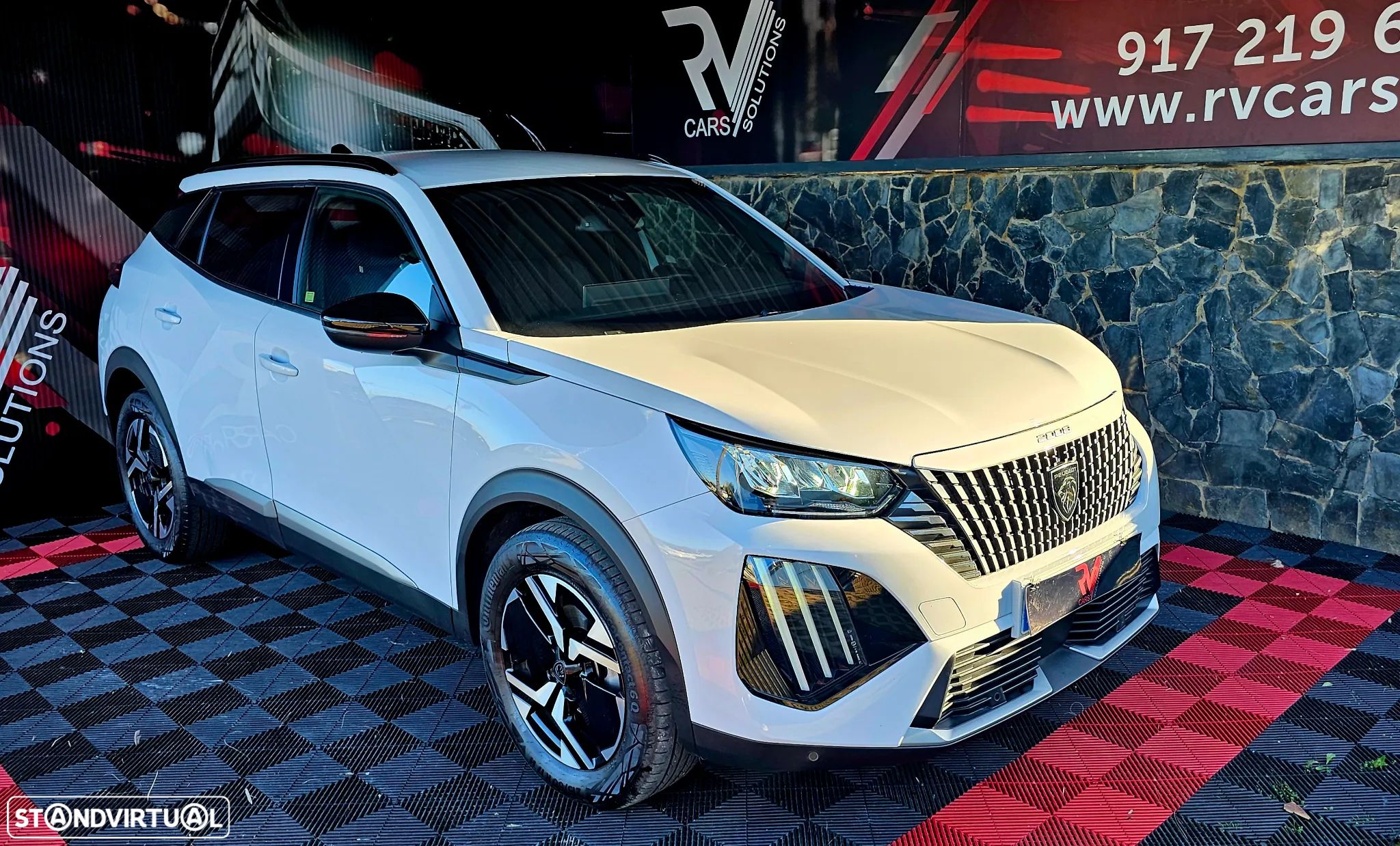 Peugeot 2008 1.2 PureTech Allure EAT8 - 1