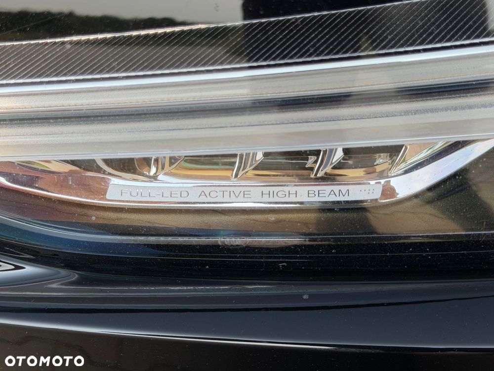 Volvo S90 T4 Geartronic Momentum Pro - 25