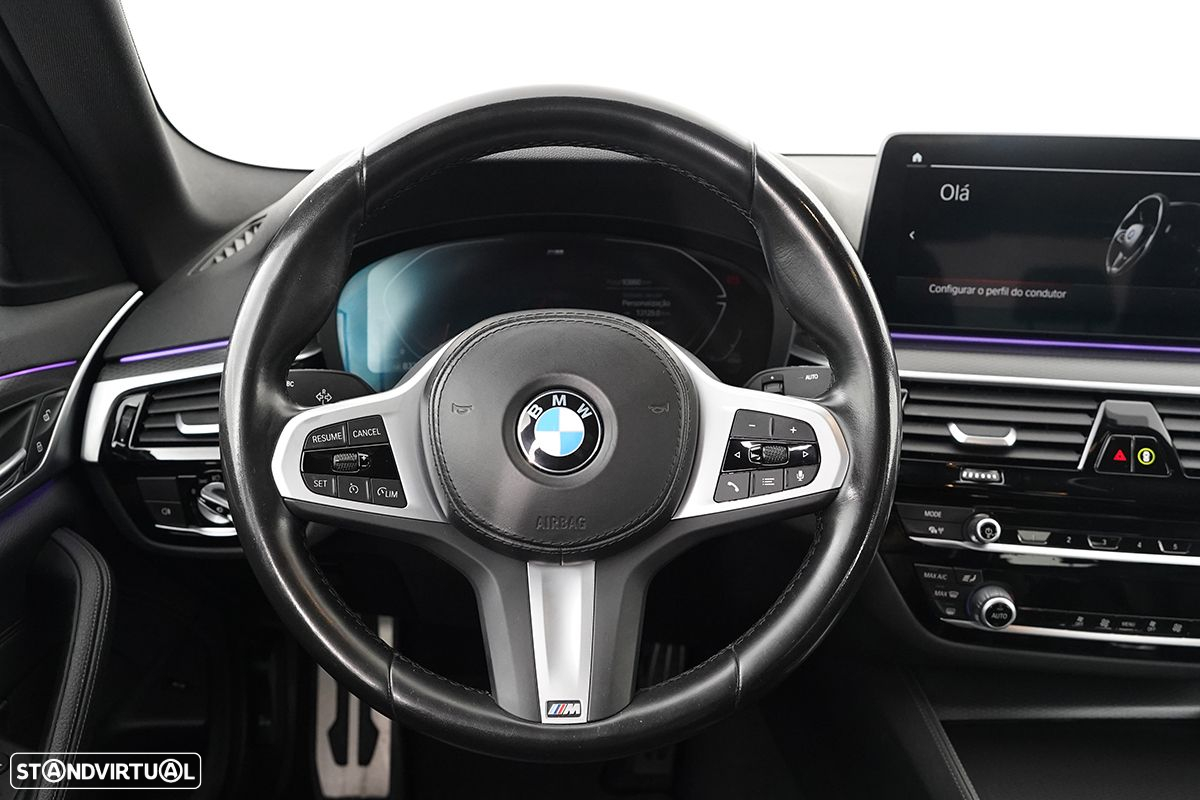 BMW 520 d Pack M Auto - 19