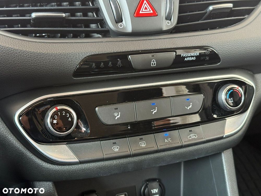 Hyundai i30 - 22