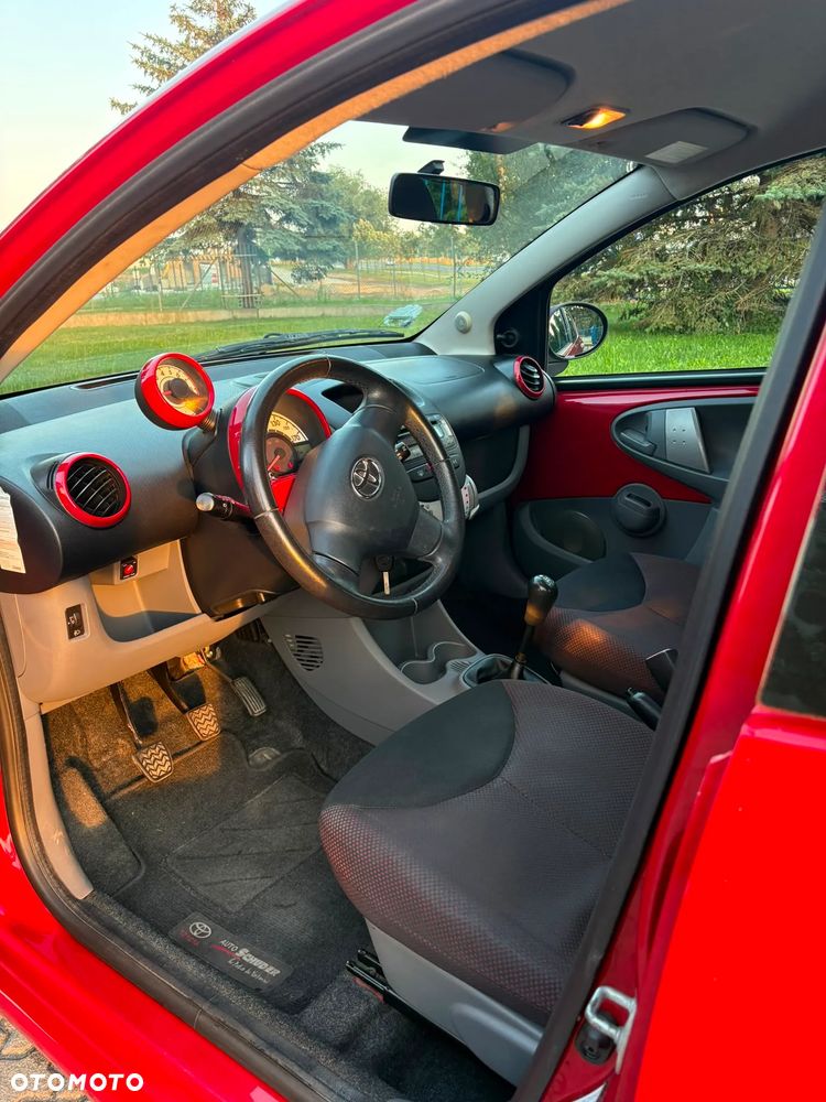 Toyota Aygo City - 6