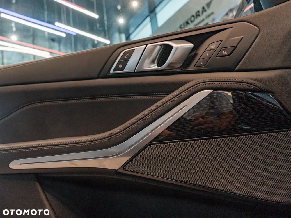 BMW X5 xDrive40d - 14