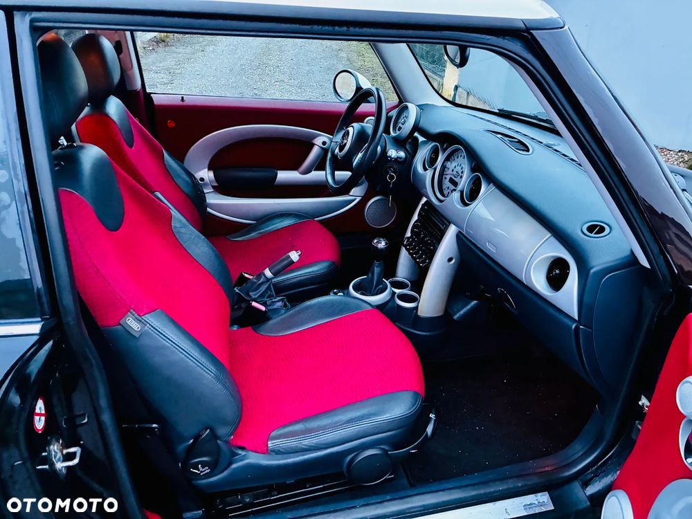 MINI Cooper Seven - 9