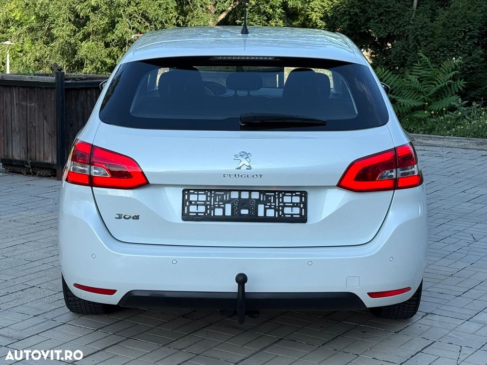 Peugeot 308 BlueHDi FAP 130 Stop & Start Active - 11