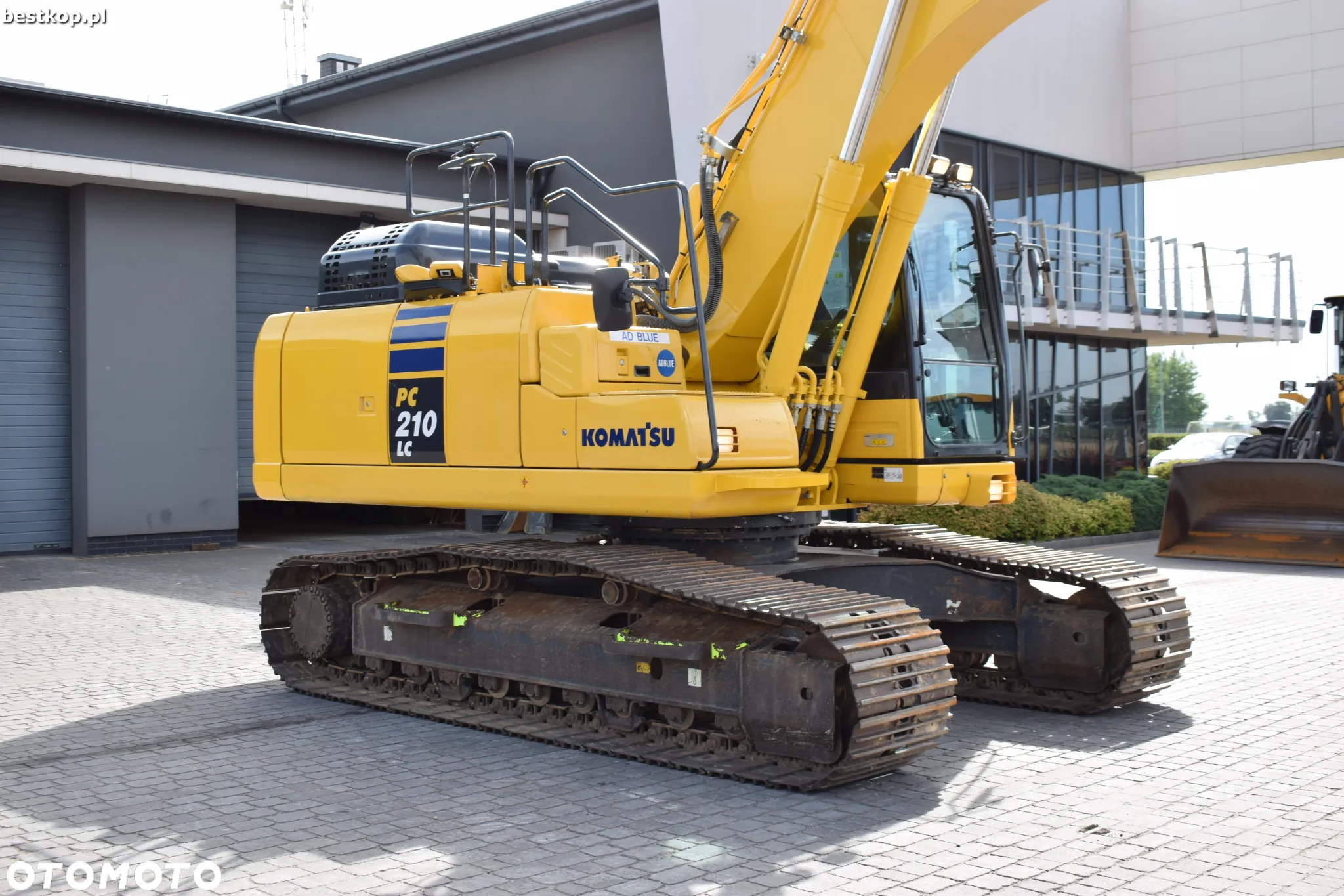 Komatsu PC210LC-11 - 13