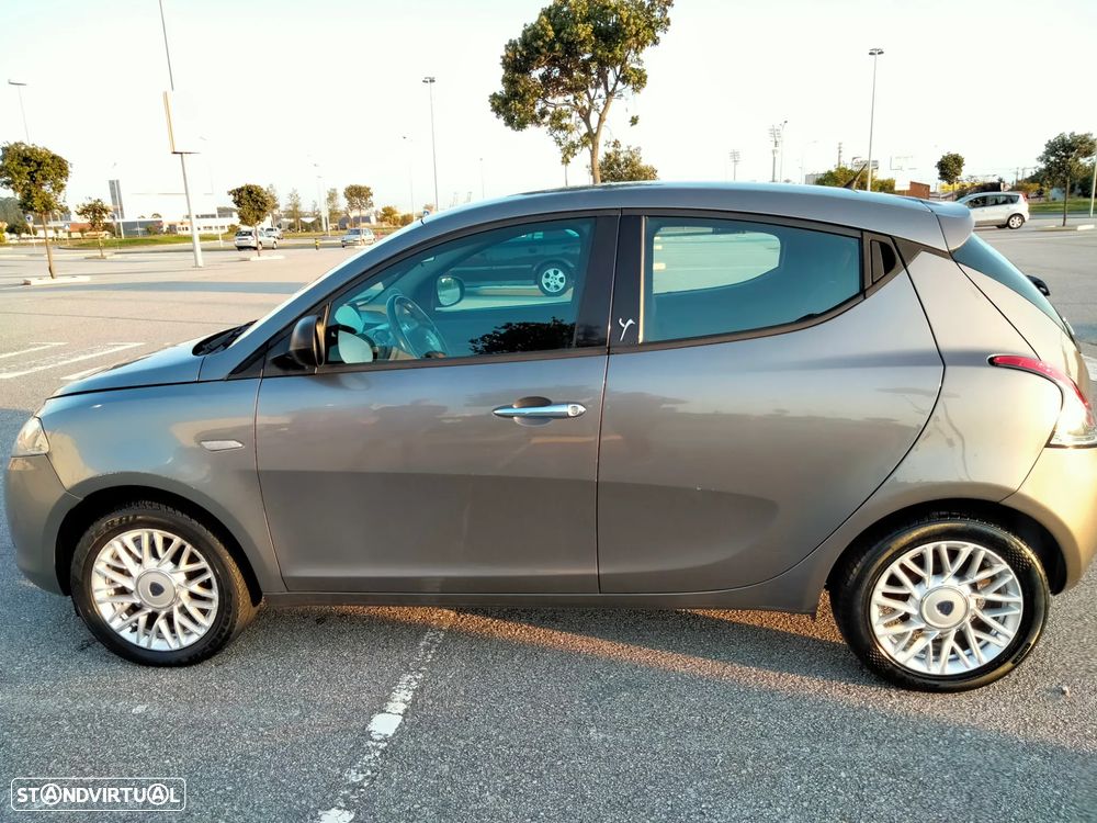 Lancia Ypsilon 1.2 S&S Silver - 12