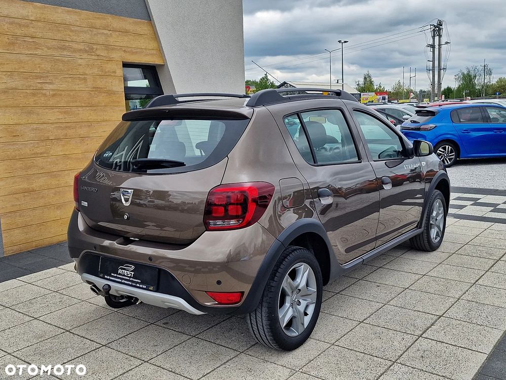 Dacia Sandero Stepway Blue dCi 95 Essential - 5