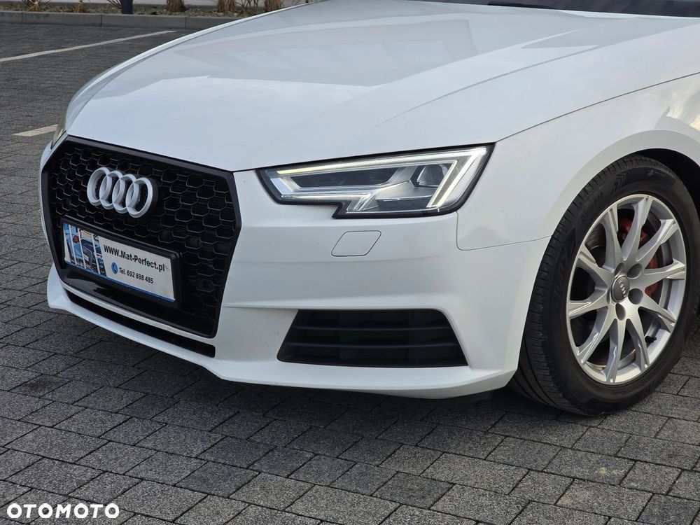 Audi A4 Avant 2.0 TDI DPF clean diesel quattro S tronic S line Sportpaket - 11