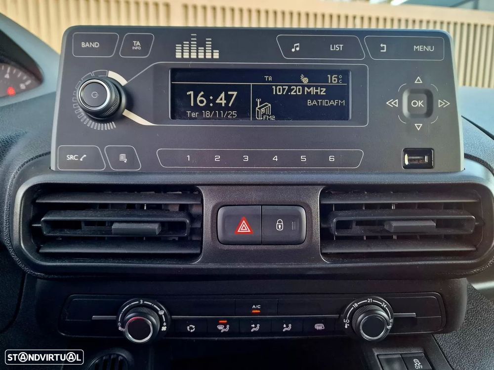 Peugeot Partner 1.5 BlueHdi 100cv (IVA DEDUTÍVEL) - 16