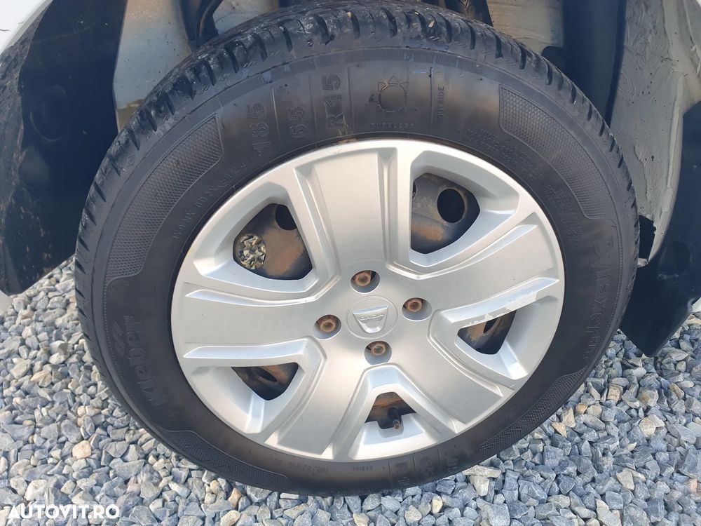 Dacia Logan 1.5 Blue dCi Laureate - 11