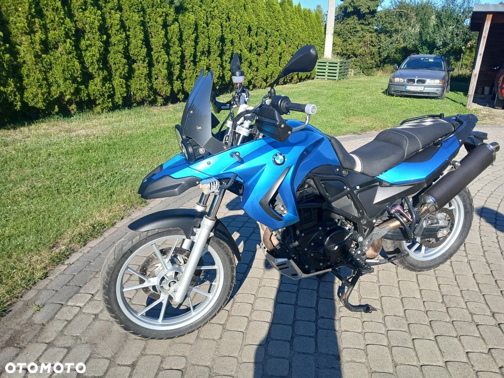 BMW F - 2