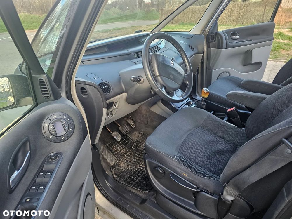 Renault Espace 2.0 dCi Expression - 6