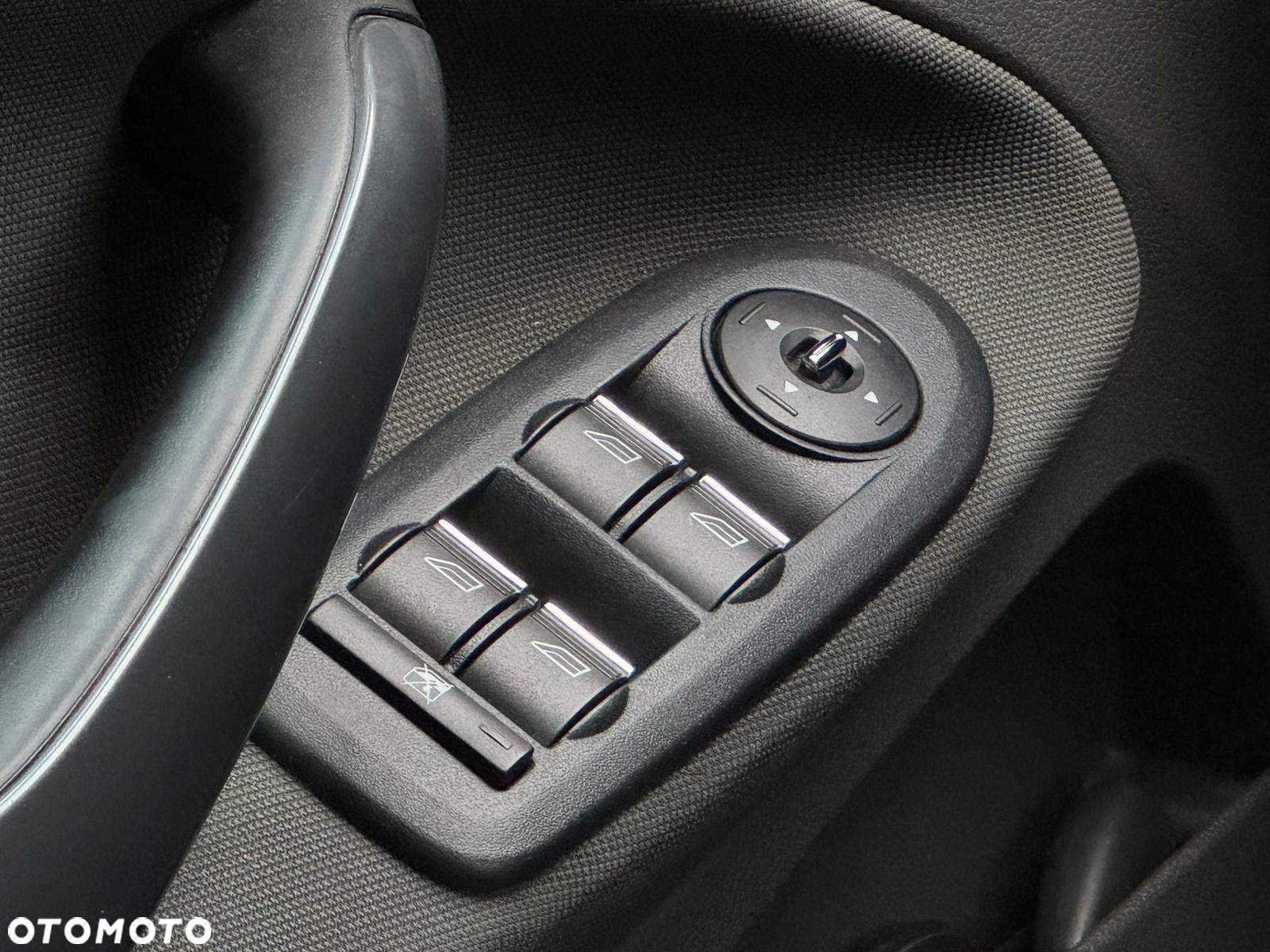 Ford Kuga 2.0 TDCi Titanium - 20