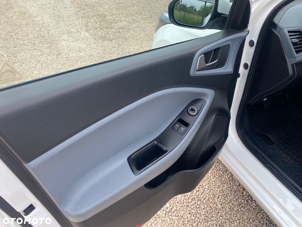 Hyundai i20 1.2 Classic Plus - 15