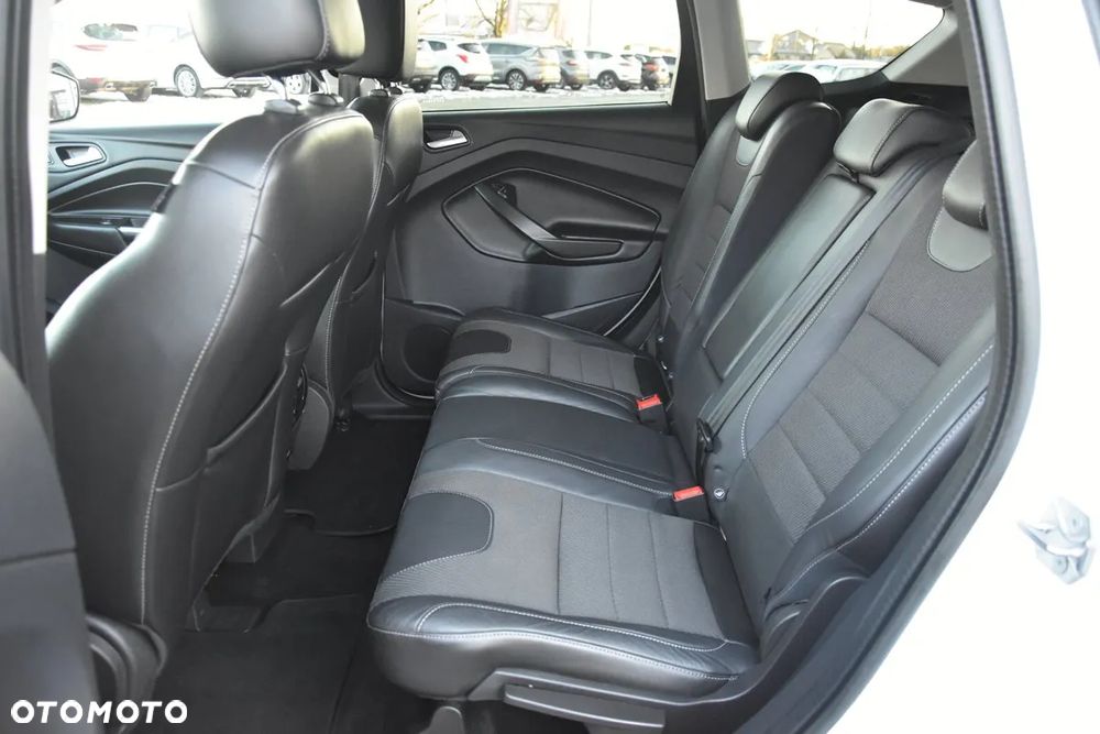 Ford Kuga 2.0 TDCi 4x2 Titanium - 18