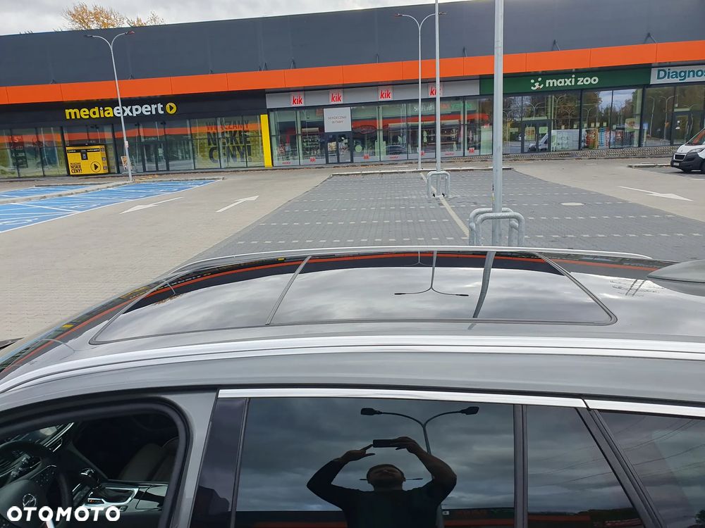 Opel Insignia Sports Tourer 2.0 BiTurbo Diesel 4x4 GSI - 29