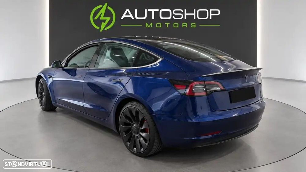 Tesla Model 3 - 2