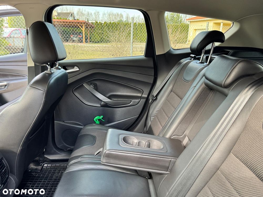 Ford Kuga 2.0 TDCi AWD Titanium - 11