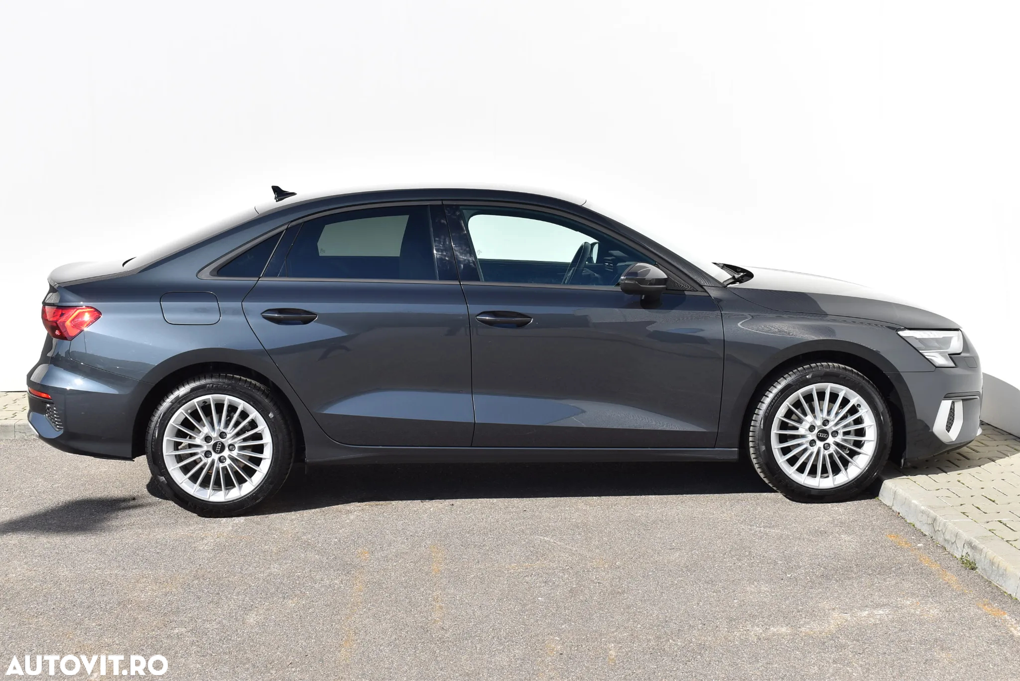 Audi A3 Sportback 1.0 30 TFSI MHEV S tronic Advanced - 4
