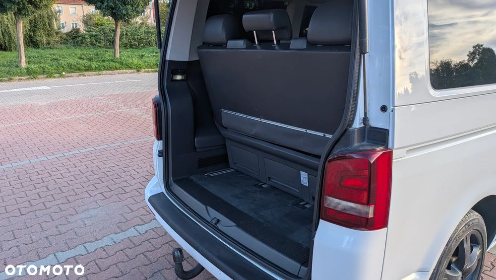 Volkswagen Multivan - 19