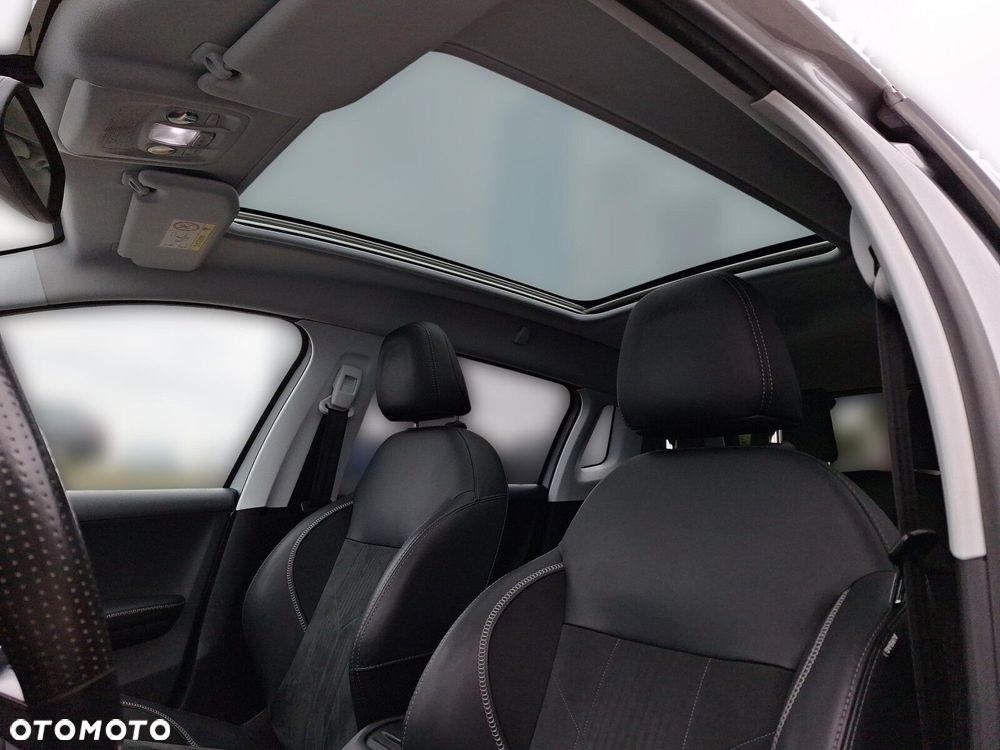 Peugeot 2008 1.2 Pure Tech Allure S&S - 13