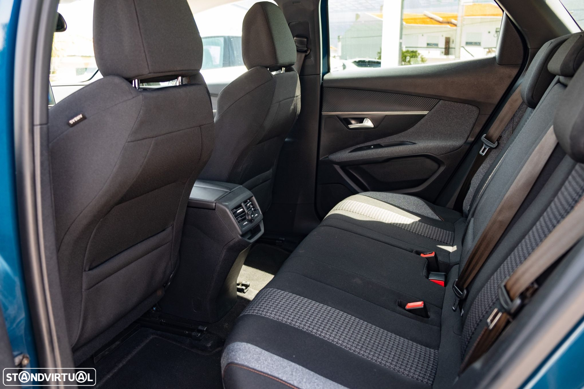 Peugeot 3008 1.5 BlueHDi Active - 38
