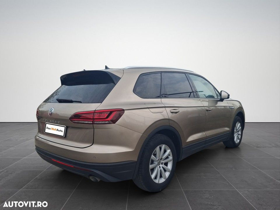 Volkswagen Touareg - 6